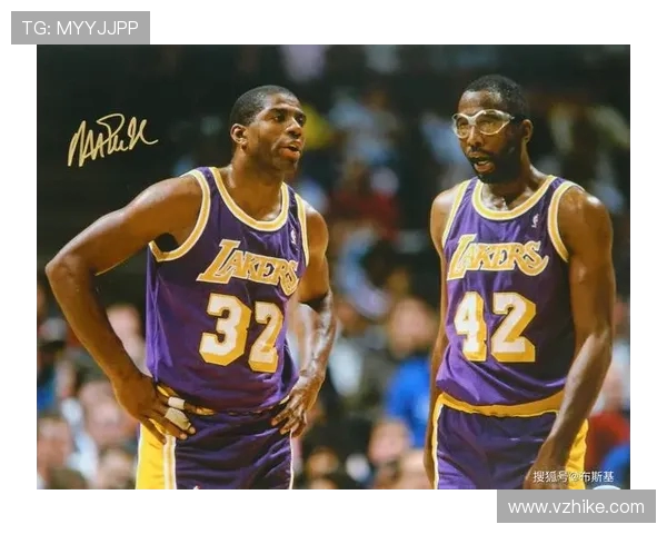 魔术师盛赞湖人新老板沃尔特：与珍妮・巴斯是天作之合